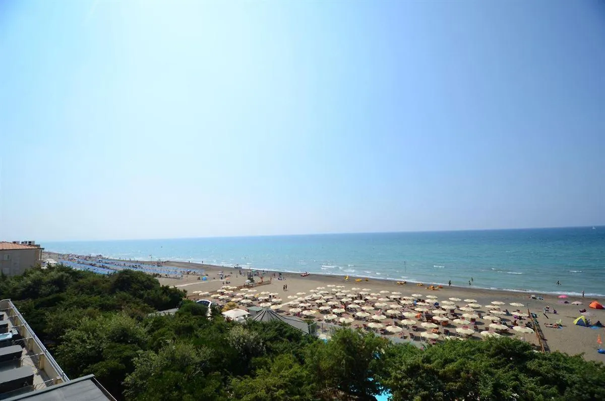 Villa Le Finestre Castagneto Carducci Italien